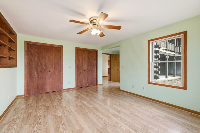 11516 Loran, MOUNT CARROLL, Illinois 61053, 5 Bedrooms Bedrooms, ,3 BathroomsBathrooms,House,For Sale,Loran,202603506