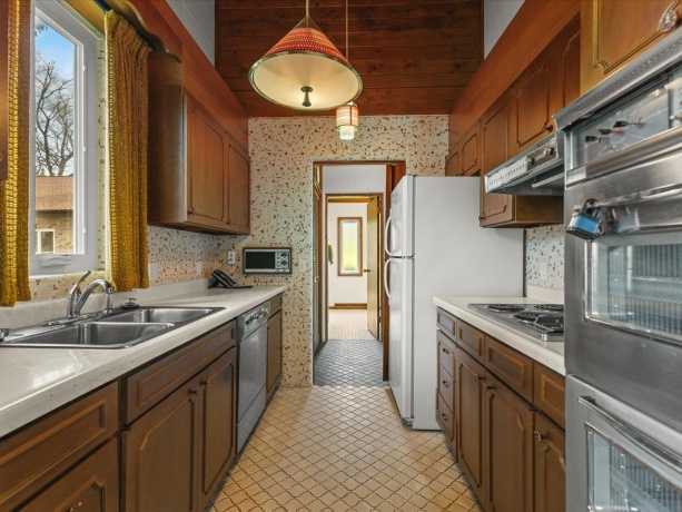 Gym kitchen