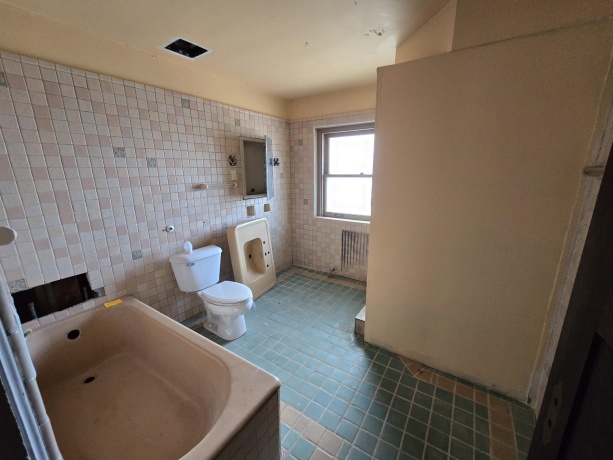 836 Stephenson, FREEPORT, Illinois 61032, 5 Bedrooms Bedrooms, ,4 BathroomsBathrooms,House,For Sale,Stephenson,202603508