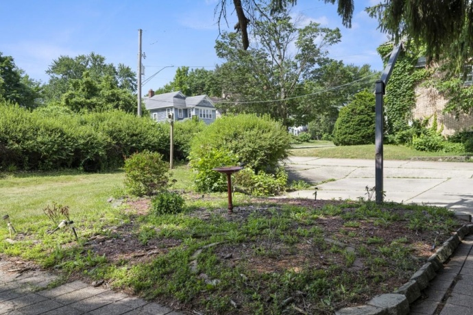 404 PROSPECT, ROCKFORD, Illinois 61107, 3 Bedrooms Bedrooms, ,2 BathroomsBathrooms,House,For Sale,PROSPECT,202603509