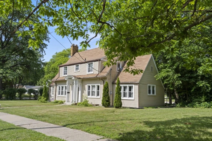 404 PROSPECT, ROCKFORD, Illinois 61107, 3 Bedrooms Bedrooms, ,2 BathroomsBathrooms,House,For Sale,PROSPECT,202603509