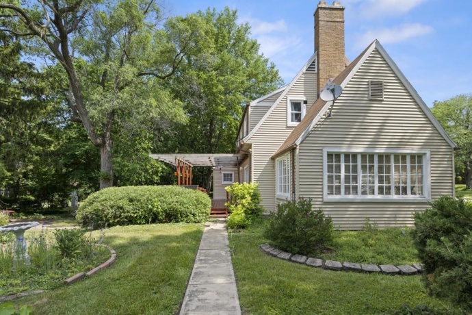 404 PROSPECT, ROCKFORD, Illinois 61107, 3 Bedrooms Bedrooms, ,2 BathroomsBathrooms,House,For Sale,PROSPECT,202603509