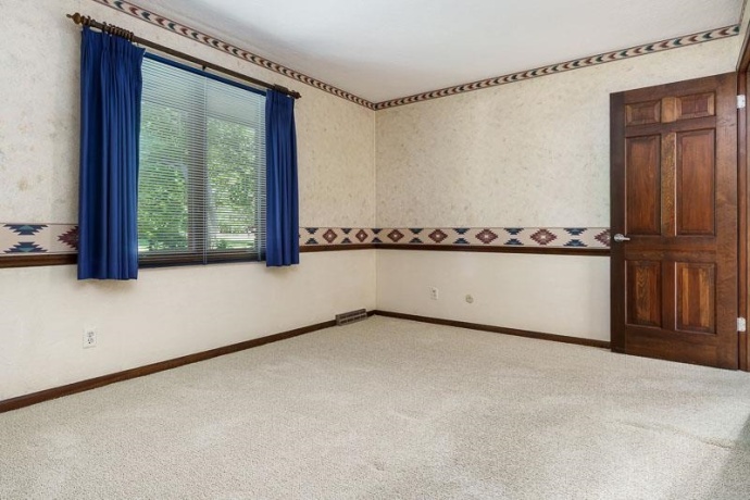 1610 Shaw Woods, ROCKFORD, Illinois 61107, 5 Bedrooms Bedrooms, ,3 BathroomsBathrooms,House,For Sale,Shaw Woods,202603510