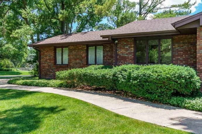 1610 Shaw Woods, ROCKFORD, Illinois 61107, 5 Bedrooms Bedrooms, ,3 BathroomsBathrooms,House,For Sale,Shaw Woods,202603510