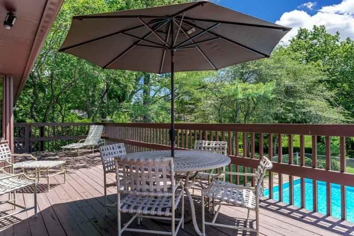 1610 Shaw Woods, ROCKFORD, Illinois 61107, 5 Bedrooms Bedrooms, ,3 BathroomsBathrooms,House,For Sale,Shaw Woods,202603510