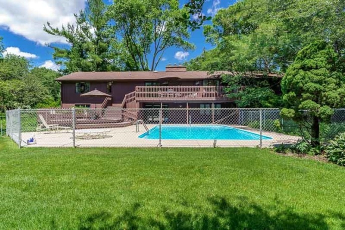 1610 Shaw Woods, ROCKFORD, Illinois 61107, 5 Bedrooms Bedrooms, ,3 BathroomsBathrooms,House,For Sale,Shaw Woods,202603510