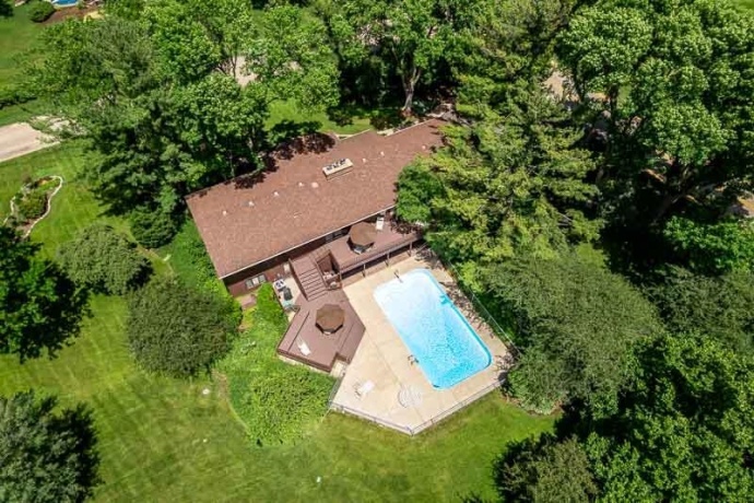 1610 Shaw Woods, ROCKFORD, Illinois 61107, 5 Bedrooms Bedrooms, ,3 BathroomsBathrooms,House,For Sale,Shaw Woods,202603510