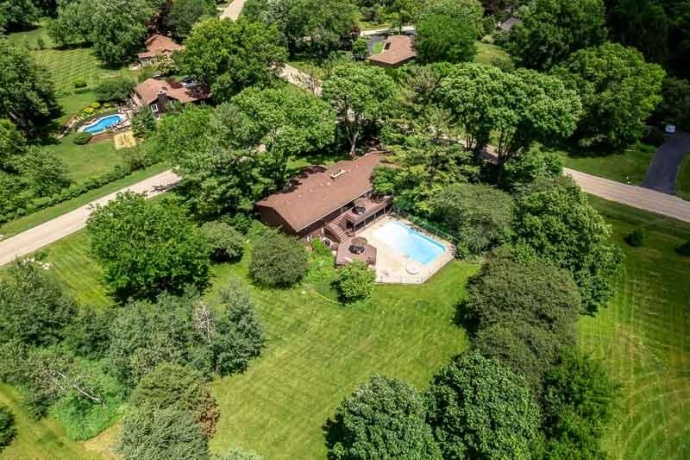 1610 Shaw Woods, ROCKFORD, Illinois 61107, 5 Bedrooms Bedrooms, ,3 BathroomsBathrooms,House,For Sale,Shaw Woods,202603510