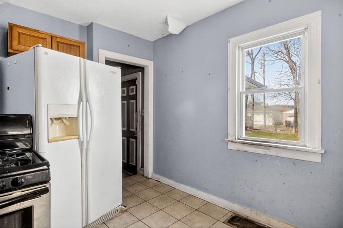 2823 Ridgeway, ROCKFORD, Illinois 61101, 2 Bedrooms Bedrooms, ,1 BathroomBathrooms,House,For Sale,Ridgeway,202601663