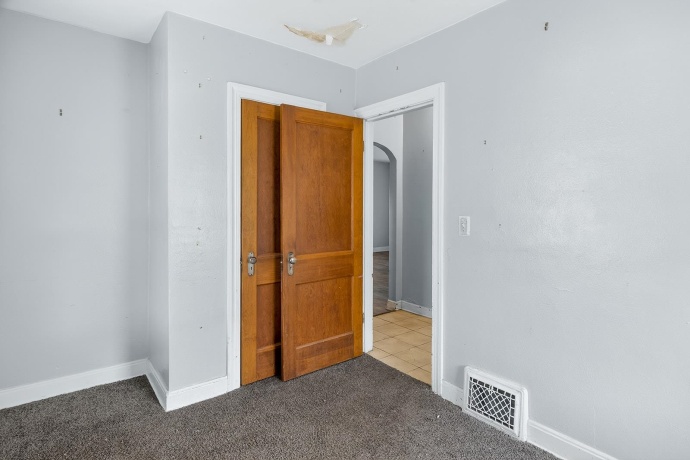 2823 Ridgeway, ROCKFORD, Illinois 61101, 2 Bedrooms Bedrooms, ,1 BathroomBathrooms,House,For Sale,Ridgeway,202601663