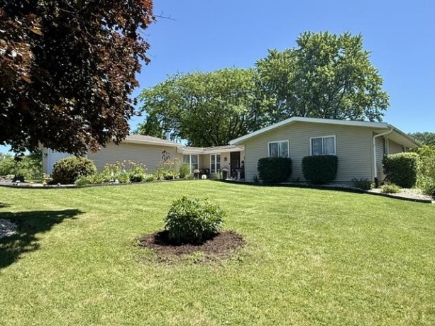 10721 GROVER OAKS, ROSCOE, Illinois 61073, 4 Bedrooms Bedrooms, ,2 BathroomsBathrooms,House,For Sale,GROVER OAKS,202603512