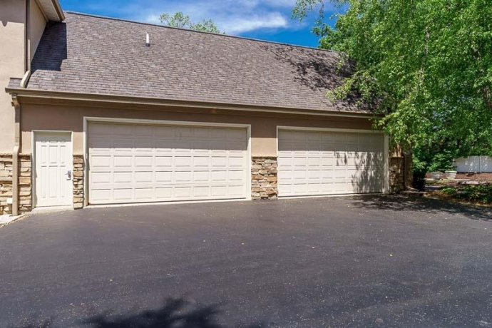 5352 WOODLAND POND, LOVES PARK, Illinois 61111, 6 Bedrooms Bedrooms, ,5 BathroomsBathrooms,House,For Sale,WOODLAND POND,202603514