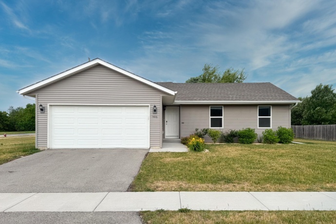 506 Scott's Army, BELVIDERE, Illinois 61008, 3 Bedrooms Bedrooms, ,2 BathroomsBathrooms,House,For Sale,Scott's Army,202603516