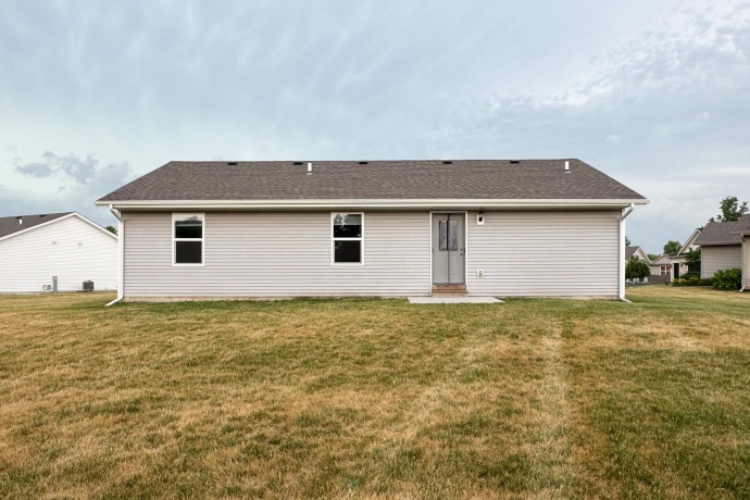 1045 Law, BELVIDERE, Illinois 61008, 3 Bedrooms Bedrooms, ,2 BathroomsBathrooms,House,For Sale,Law,202603518