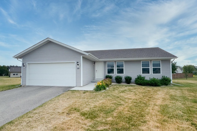 1045 Law, BELVIDERE, Illinois 61008, 3 Bedrooms Bedrooms, ,2 BathroomsBathrooms,House,For Sale,Law,202603518