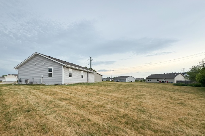 1045 Law, BELVIDERE, Illinois 61008, 3 Bedrooms Bedrooms, ,2 BathroomsBathrooms,House,For Sale,Law,202603518