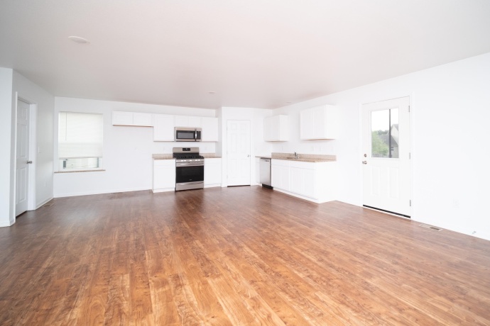 1045 Law, BELVIDERE, Illinois 61008, 3 Bedrooms Bedrooms, ,2 BathroomsBathrooms,House,For Sale,Law,202603518
