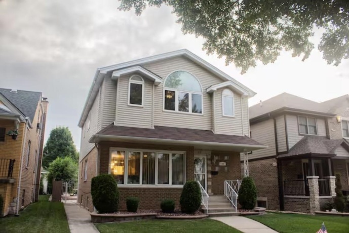 5304 New England, CHICAGO, Illinois 60638, 5 Bedrooms Bedrooms, ,3 BathroomsBathrooms,House,For Sale,New England,202603263