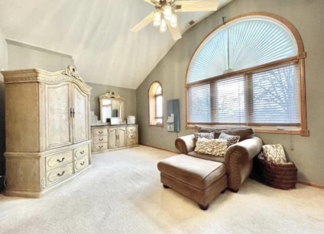 5304 New England, CHICAGO, Illinois 60638, 5 Bedrooms Bedrooms, ,3 BathroomsBathrooms,House,For Sale,New England,202603263