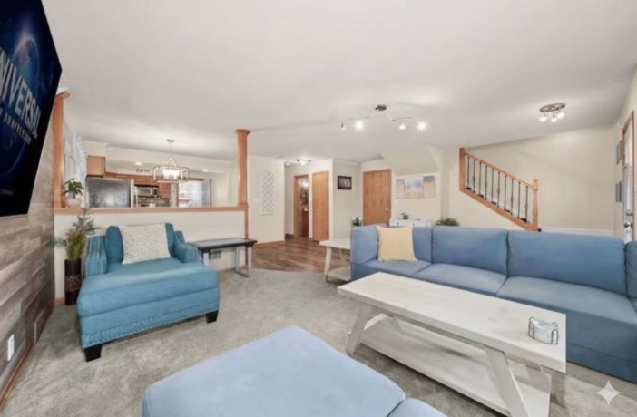 5304 New England, CHICAGO, Illinois 60638, 5 Bedrooms Bedrooms, ,3 BathroomsBathrooms,House,For Sale,New England,202603263