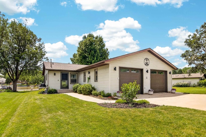 1106 CANDLEWICK DR NE, POPLAR GROVE, Illinois 61065, 2 Bedrooms Bedrooms, ,1 BathroomBathrooms,House,For Sale,CANDLEWICK DR NE,202603520