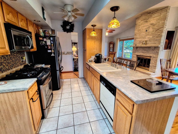 4-142R BEACHCOMBER, LAKE CARROLL, Illinois 61046, 3 Bedrooms Bedrooms, ,3 BathroomsBathrooms,House,For Sale,BEACHCOMBER,202603521