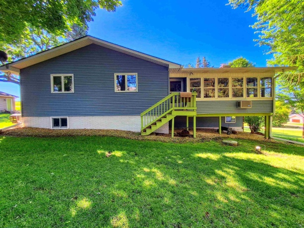 4-142R BEACHCOMBER, LAKE CARROLL, Illinois 61046, 3 Bedrooms Bedrooms, ,3 BathroomsBathrooms,House,For Sale,BEACHCOMBER,202603521