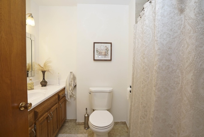2404 Winnetka, ROCKFORD, Illinois 61108, 3 Bedrooms Bedrooms, ,1 BathroomBathrooms,House,For Sale,Winnetka,202603523
