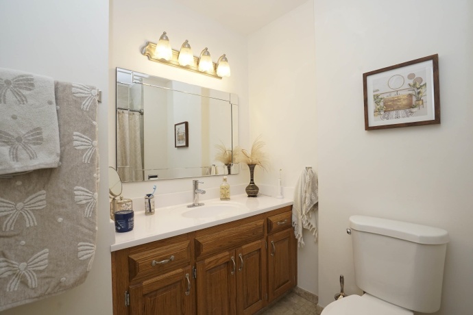 2404 Winnetka, ROCKFORD, Illinois 61108, 3 Bedrooms Bedrooms, ,1 BathroomBathrooms,House,For Sale,Winnetka,202603523
