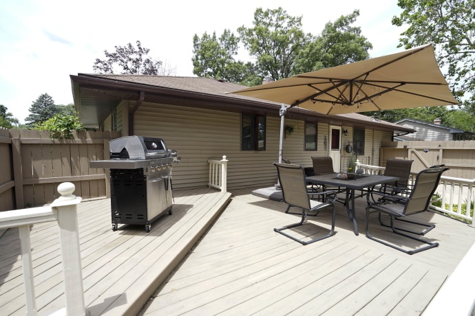 2404 Winnetka, ROCKFORD, Illinois 61108, 3 Bedrooms Bedrooms, ,1 BathroomBathrooms,House,For Sale,Winnetka,202603523