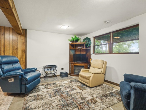 1996 Baintree, LAKE SUMMERSET, Illinois 61019, 3 Bedrooms Bedrooms, ,1 BathroomBathrooms,House,For Sale,Baintree,202603528
