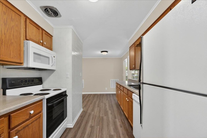 3735 Highcrest, ROCKFORD, Illinois 61107, 3 Bedrooms Bedrooms, ,1 BathroomBathrooms,House,For Sale,Highcrest,202603529