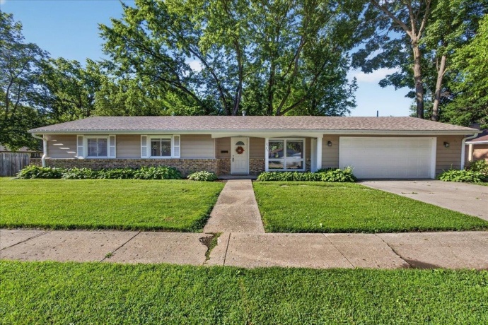 3735 Highcrest, ROCKFORD, Illinois 61107, 3 Bedrooms Bedrooms, ,1 BathroomBathrooms,House,For Sale,Highcrest,202603529