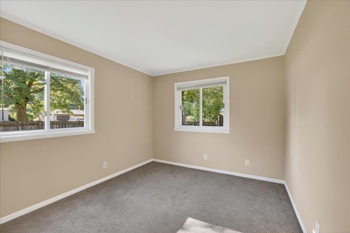 3735 Highcrest, ROCKFORD, Illinois 61107, 3 Bedrooms Bedrooms, ,1 BathroomBathrooms,House,For Sale,Highcrest,202603529