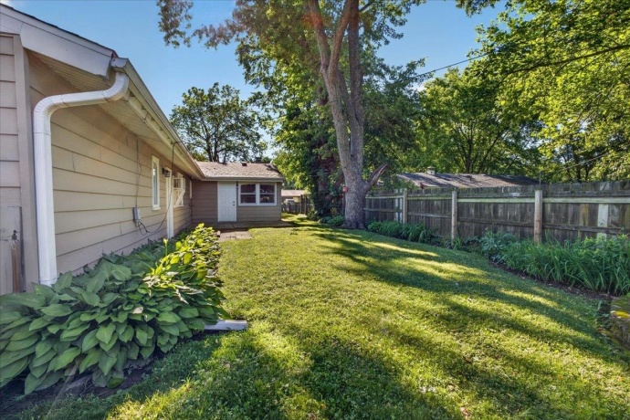 3735 Highcrest, ROCKFORD, Illinois 61107, 3 Bedrooms Bedrooms, ,1 BathroomBathrooms,House,For Sale,Highcrest,202603529
