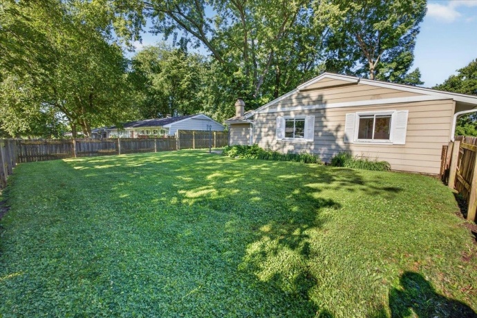 3735 Highcrest, ROCKFORD, Illinois 61107, 3 Bedrooms Bedrooms, ,1 BathroomBathrooms,House,For Sale,Highcrest,202603529