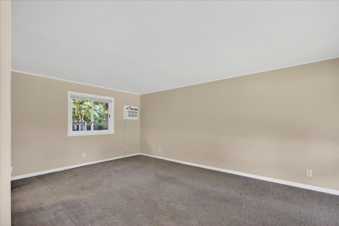 3735 Highcrest, ROCKFORD, Illinois 61107, 3 Bedrooms Bedrooms, ,1 BathroomBathrooms,House,For Sale,Highcrest,202603529