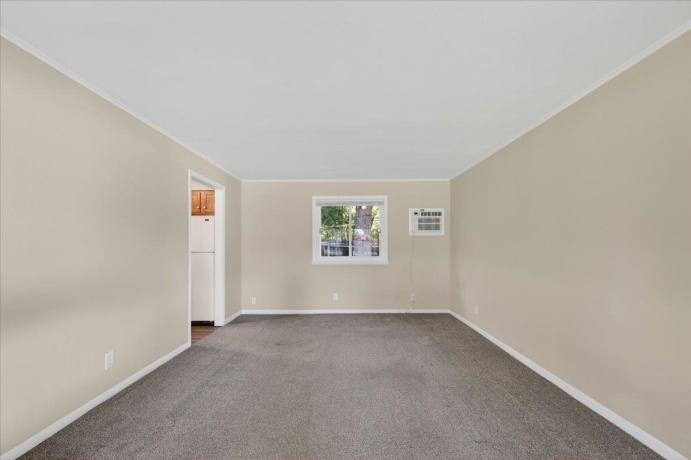 3735 Highcrest, ROCKFORD, Illinois 61107, 3 Bedrooms Bedrooms, ,1 BathroomBathrooms,House,For Sale,Highcrest,202603529
