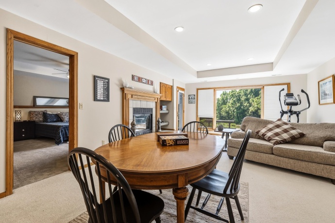 7 Seneca, GALENA, Illinois 61036, 4 Bedrooms Bedrooms, ,3 BathroomsBathrooms,House,For Sale,Seneca,202603530