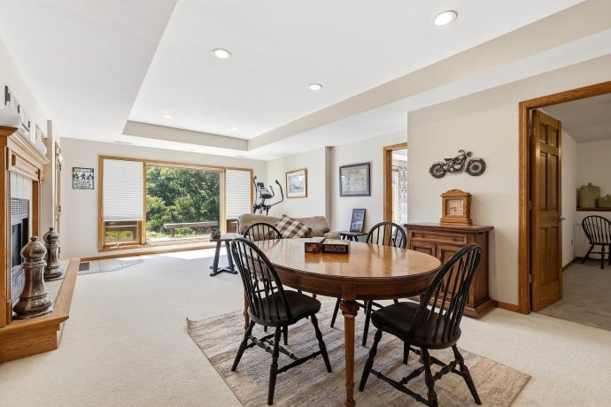 7 Seneca, GALENA, Illinois 61036, 4 Bedrooms Bedrooms, ,3 BathroomsBathrooms,House,For Sale,Seneca,202603530