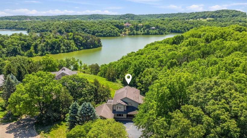7 Seneca, GALENA, Illinois 61036, 4 Bedrooms Bedrooms, ,3 BathroomsBathrooms,House,For Sale,Seneca,202603530