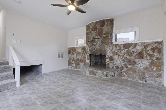 135 8th, SOUTH BELOIT, Illinois 61080, ,2 Units,For Sale,8th,202603532
