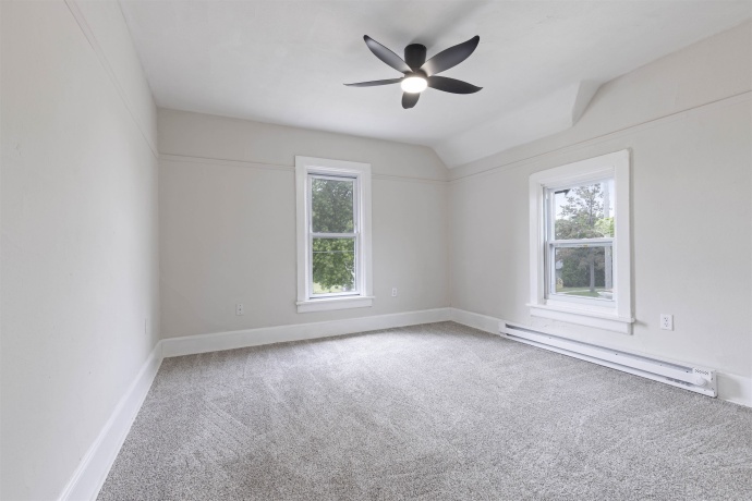 135 8th, SOUTH BELOIT, Illinois 61080, ,2 Units,For Sale,8th,202603532