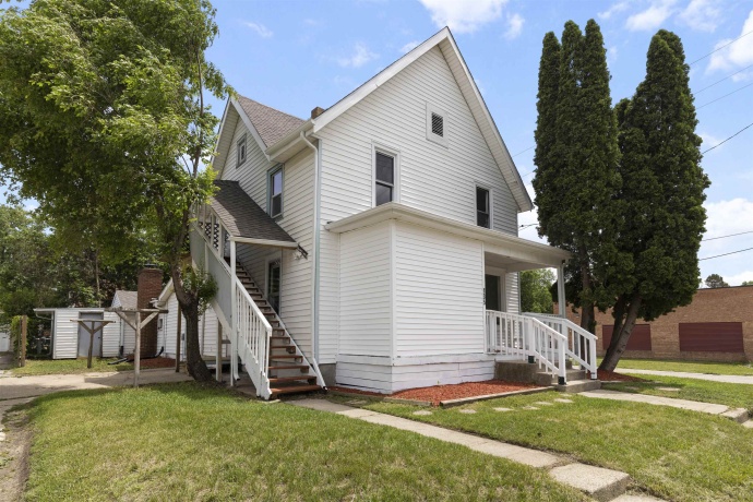 135 8th, SOUTH BELOIT, Illinois 61080, ,2 Units,For Sale,8th,202603532