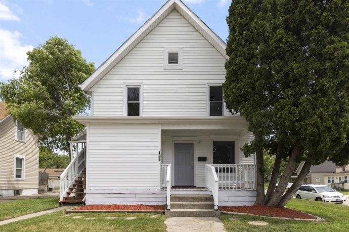 135 8th, SOUTH BELOIT, Illinois 61080, ,2 Units,For Sale,8th,202603532