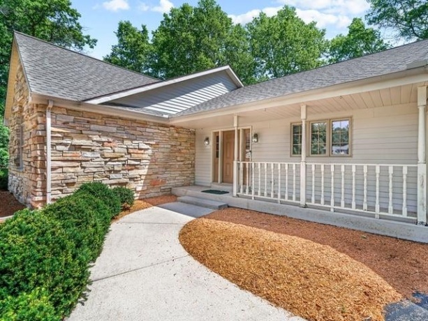 1633 Sauk, OREGON, Illinois 61061, 3 Bedrooms Bedrooms, ,2 BathroomsBathrooms,House,For Sale,Sauk,202603531