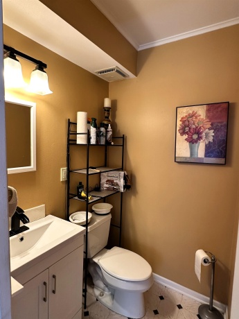 4612 Newcastle, ROCKFORD, Illinois 61108, 3 Bedrooms Bedrooms, ,1 BathroomBathrooms,House,For Sale,Newcastle,202603535
