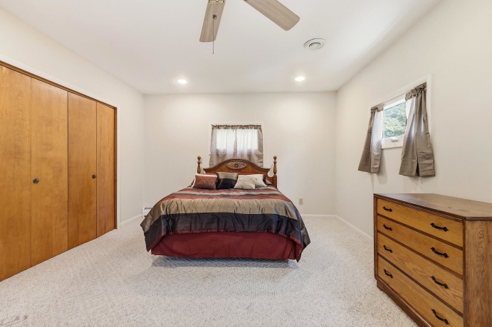 102 High, GALENA, Illinois 61036, 3 Bedrooms Bedrooms, ,2 BathroomsBathrooms,House,For Sale,High,202603536