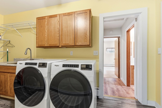 102 High, GALENA, Illinois 61036, 3 Bedrooms Bedrooms, ,2 BathroomsBathrooms,House,For Sale,High,202603536