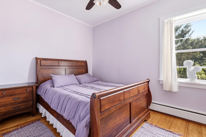 102 High, GALENA, Illinois 61036, 3 Bedrooms Bedrooms, ,2 BathroomsBathrooms,House,For Sale,High,202603536